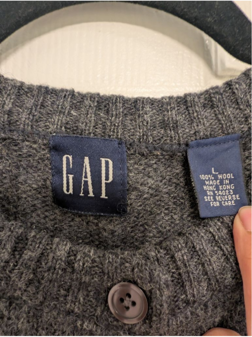 GAP 100% Wool Gray Cable Knit Cardigan Sweater Dark Academia Preppy Old Money L - Picture 4 of 8